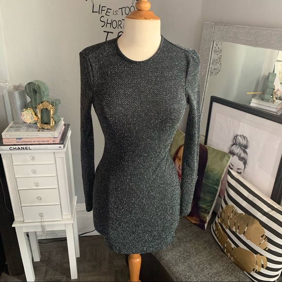 Sexy open back dress size small - Picture 12 of 12